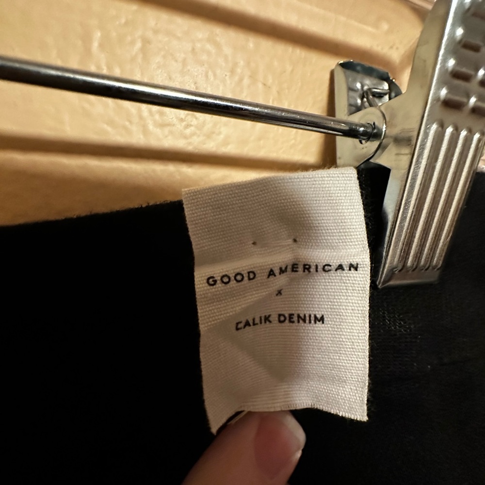Good American Always Fits Jesns Good
Classic Jeans Sz 20-26 NWT - Picture 5 of 8